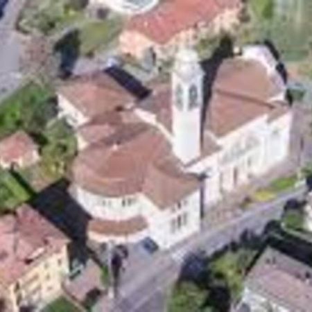 Entire Flat, Independent Entrance, 20 Mins To Bgy - Bergamo Milan Airport Apartman Nembro Kültér fotó