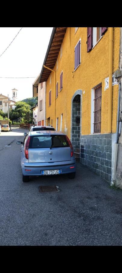 Entire Flat, Independent Entrance, 20 Mins To Bgy - Bergamo Milan Airport Apartman Nembro Kültér fotó